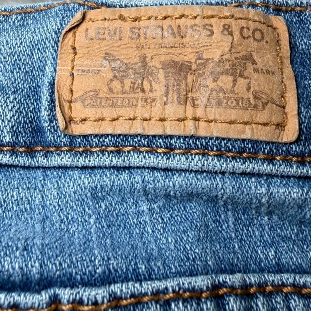 Levis 515 Womens Size 14 Bermuda Denim Shorts Cuffed Stretch Jean Casual Summer